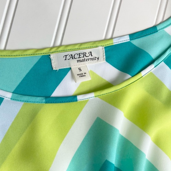 •Tacera Maternity•zig zag maternity blouse - Picture 6 of 6